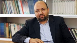 جواد امام: تغییر دبیر شعام و انتصاب لاریجانی به جهت ضعف عملکردی نهادهای امنیتی بود/ انتقاد از خطکشیهای خودی و غیر خودی و نگاه گزینشی نهادهای امنیتی