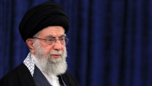 انتصاب نمایندگان رهبر انقلاب در شورای دفاع با حکم ایشان