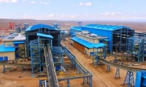 از جابجایی دلاری در آلمان تا تشریفات ویژه در فرودگاه سیرجان!
