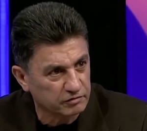 قلعهنویی: رسیدیم قطر حواله خودروی بچهها کنسل شد | پاداشهای دلاری ریالی شده! | برای روحیه تیم ملی این حرفها را نزدم! + فیلم