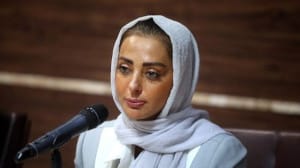 نفیسه روشن و تحولی که بعد از یک خواب در او ایجاد شد؛ وقتی رسیدم به بین الحرمین، اولین چیزی که گفتم این بود: «یا امام حسین، غلط کردم!» چون…+فیلم