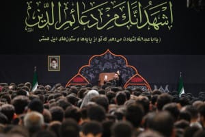برگزاری مراسم عزاداری هیئتهای دانشجویی در حسینیه امام خمینی(ره)