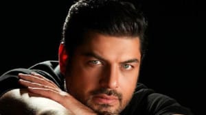 سام درخشانی: با فوت علی انصاریان بخشی از وجودم تاریک شد، به حرمت روحت دیگه با هیچ پرسپولیسی…+عکس