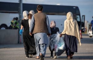 پلیس: ادامه حضور غیرقانونی اتباع پذیرفته نیست | انتقال یک میلیون و ۲۰۰ هزار تبعه غیرمجاز در سال جاری