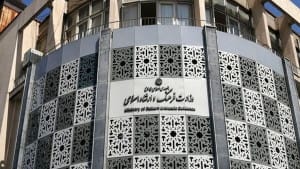 جنجال دریافتی ۹۷۰۰۰۰۰۰ تومانی خانم مدیر؛ فیش نادره رضایی تائید شد | اصل ماجرا چیست؟
