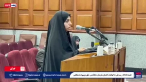 درخواست ویژه دختر شهید عباسی/ در جریان ترور پدرم، همسایه ما هم شهید شد+ فیلم