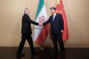 اهمیت ایران در سیاست خاورمیانهای چین کاهش یافته است/ واکنش پکن به جنگ ایران و اسرائیل محدود و کلیشهای بود