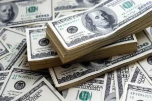 قیمت دلار و یورو امروز یکشنبه ۱۲ مرداد