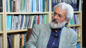 در ایام جنگ مردم فداکاری کردند/نامه 180نفر را کسی نوشت که خود شاخص بیتوجهی به مردم است/ماجرای پیام امام به صدام چه بود؟