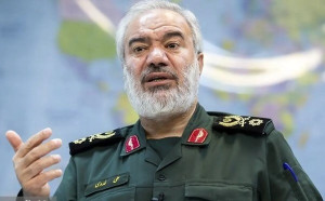 سردار فدوی: آمادگی سختافزاری سپاه تعطیلپذیر نیست