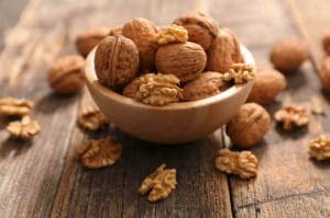 نقش گردو در پیشرفت سرطان روده بزرگ