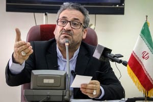 دیدار نماینده بانک دی با خانواده شهدا و ایثارگران قابل ستایش است