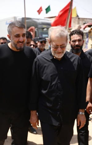تصاویری از حضور لاریجانی در موکب ریحانهالنبى