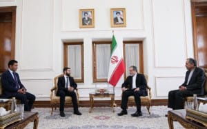 عراقچی: حساسیت ایران به هر طرح محدودکننده مسیرهای مواصلاتی