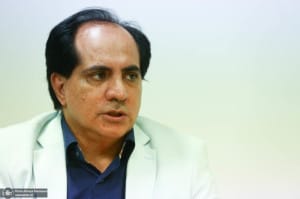 آیا پزشکیان باید دروغ بگوید و توهم پراکنی کند؟