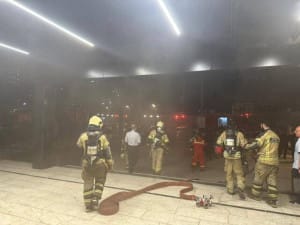 وقوع آتشسوزی در برج مسکونی ۲۵ طبقه در تهران