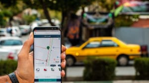 تاکسیهای اینترنتی در مسیر حذف راننده