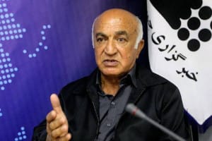 سرمربی سابق پرسپولیس: دلالها در فوتبال آقایی میکنند