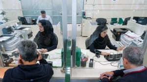 بانک مرکزی به رقابتهای ناسالم بانکی پایان میدهد