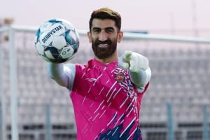 بیرانوند و صندلی پرحاشیه هاکی روی چمن!