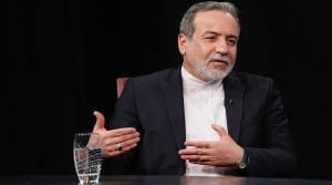 عراقچی: به این دلیل نمیتوانیم با آژانس همکاری نکنیم!