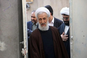 روزنامه هم میهن: وقتی خدا و مردم علت استعفای صدیقی را می دانند، او چرا دلیل دیگری را بیان می کند؟