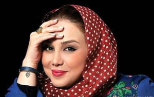 حضور بهنوش بختیاری با بادیگاردهایش در خیابان با استایلی عجیب! + فیلم
