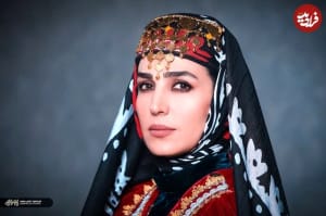 عکس/ زینب احدی مربی پرورشگاه سریال بچه مهندس در ۴۰ سالگی با لباس لری