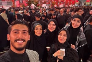 عکس/ ژیلا صادقی و جمعی از بلاگرهای اینستاگرامی در بینالحرمین
