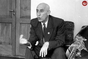 عکس/ چهره دیده نشده دکتر مصدق در کودکی ۱۳۴ سال پیش به همراه دایی مشهورش
