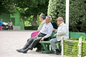 خبر مهم برای بازنشستگان/ زمان پرداخت معوقات مشخص شد؟