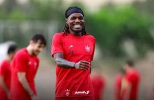واکنش پرسپولیس به حکم محرومیت بیفوما