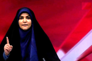 تعظیم رئیس جمهور ونزوئلا برابر سحر امامی/ مکالمه فارسی رئیس جمهور ونزولا و مجری شیر زن (ویدئو)