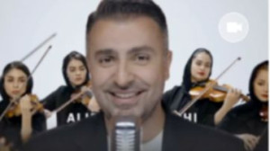 فیلم اجرای مختلط آهنگ علیرضا طلیسچی با خانم های تیمش / آهنگ پرانرژی و شاد به نام «پاقدم»