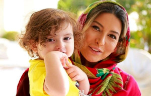 قاب خانوادگی فریبا نادری؛ عکس زیبای پریسیما سریال ستایش همراه دخترش