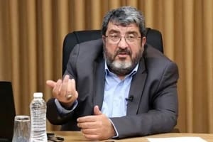 تفسیر فواد ایزدی از اظهارات پزشکیان درباره مذاکره