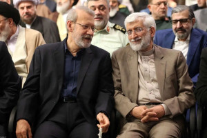 کیهان: نقطه عطف کارنامه لاریجانی دبیری شعام در دوران ریاست جمهوری آقای احمدی نژاد است/ او در جنگ اخیر تحلیل های قوی و محکمی ارائه کرد