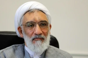 انتقاد تند مصطفی پورمحمدی از تعطیلیهای زیاد در کشور؛ این همه تعطیلی یعنی چه!