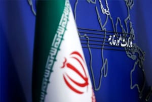 بیانیه ۷۸ پیشکسوت سیاست خارجی/ رویکرد فرصتمحور در سیاست خارجی اقتضا میکند از طریق مذاکره با طرفهای خارجی از بازگشت تحریمها جلوگیری کرد