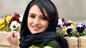 عکس / رونمایی از پیشی پشمالو بامزه و ملوس گلاره عباسی / ناز بودنش دل همه گربه دوست ها رو می بره !