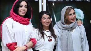 تصاویر؛ حاشیههایی از اکران فیلم مرجان / از استایل مونوکروم نسیم ادبی تا کت شلوار پوشی سحرا اسداللهی