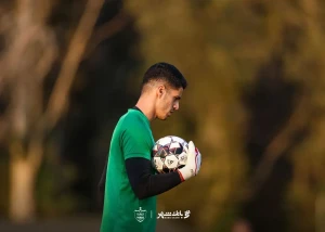 پیام پنهان: وقتی نیازمند با خودش حرف میزند!